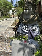 Puri Sari Villas Restaurant and Bar