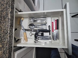 Quartos Prox Av Paulista e Frei Caneca