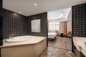 World Hotel Zhengzhou Univ Hi-tec Branch