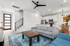 Stunning 3BR Desirable Austin Location