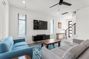 Stunning 3BR Desirable Austin Location