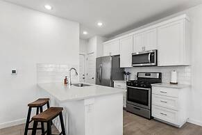 Stunning 3BR Desirable Austin Location