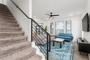 Stunning 3BR Desirable Austin Location