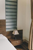 Tam Coc Harbor View Hotel & Travel