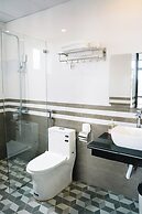 Tam Coc Harbor View Hotel & Travel