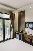 Tam Coc Harbor View Hotel & Travel