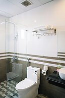 Tam Coc Harbor View Hotel & Travel