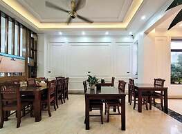 Tam Coc Harbor View Hotel & Travel