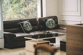 Tam Coc Harbor View Hotel & Travel