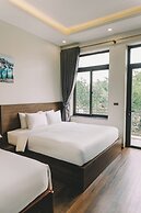 Tam Coc Harbor View Hotel & Travel