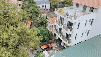 Tam Coc Harbor View Hotel & Travel