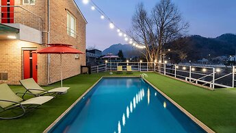 Chuncheon Leisure Stay Pension