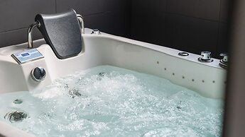 Gyeongju The Stay Spa Pension