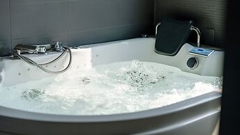 Gyeongju The Stay Spa Pension