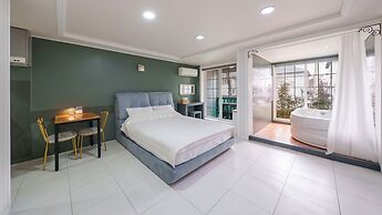 Gyeongju The Stay Spa Pension