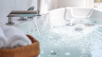 Gyeongju The Stay Spa Pension