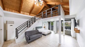 Gyeongju The Stay Spa Pension