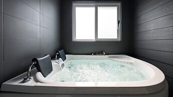 Gyeongju The Stay Spa Pension