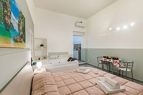 Dimora Savoia With Jacuzzi Bari