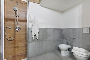 Dimora Savoia With Jacuzzi Bari