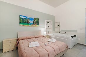 Dimora Savoia With Jacuzzi Bari