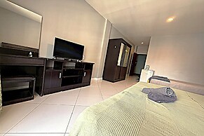 Emerald Hotel Chonburi