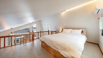 Yangyang Sunrise and Sunset Private Pens