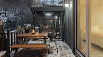 Yangyang Sunrise and Sunset Private Pens