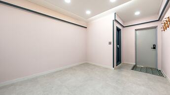 Hongcheon White Hill Pension