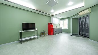 Hongcheon White Hill Pension