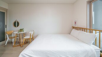 Gyeongju Unoiya Pension