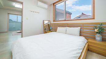 Gyeongju Unoiya Pension