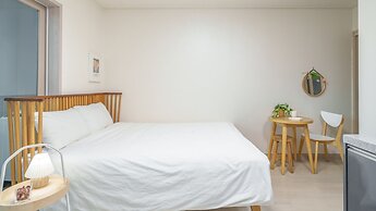 Gyeongju Unoiya Pension