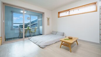 Gyeongju Unoiya Pension