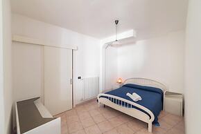 Casa Del Sol Levante Near The Sea