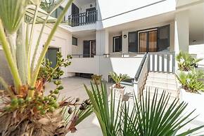 Casa Del Sol Levante Near The Sea