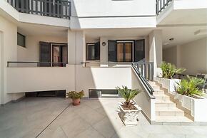 Casa Del Sol Levante Near The Sea