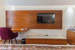 Ahuja Residency Sage