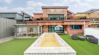 Gangneung Taurus Pension