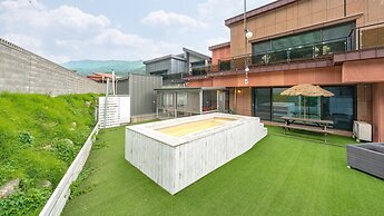 Gangneung Taurus Pension