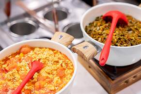 World Hotel Olympic Sports Center Branch