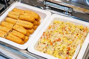 World Hotel Olympic Sports Center Branch