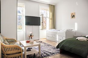 Comfortable 3BR Danube & Millenium Tower