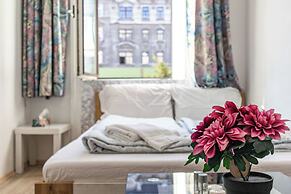 Comfortable 3BR Danube & Millenium Tower