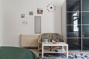 Comfortable 3BR Danube & Millenium Tower