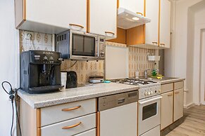 Comfortable 3BR Danube & Millenium Tower