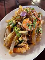 Sailom Resort Bangsaphan