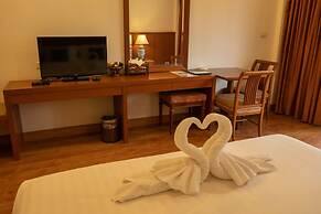 Sailom Resort Bangsaphan