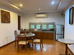 Sailom Resort Bangsaphan