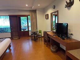 Sailom Resort Bangsaphan